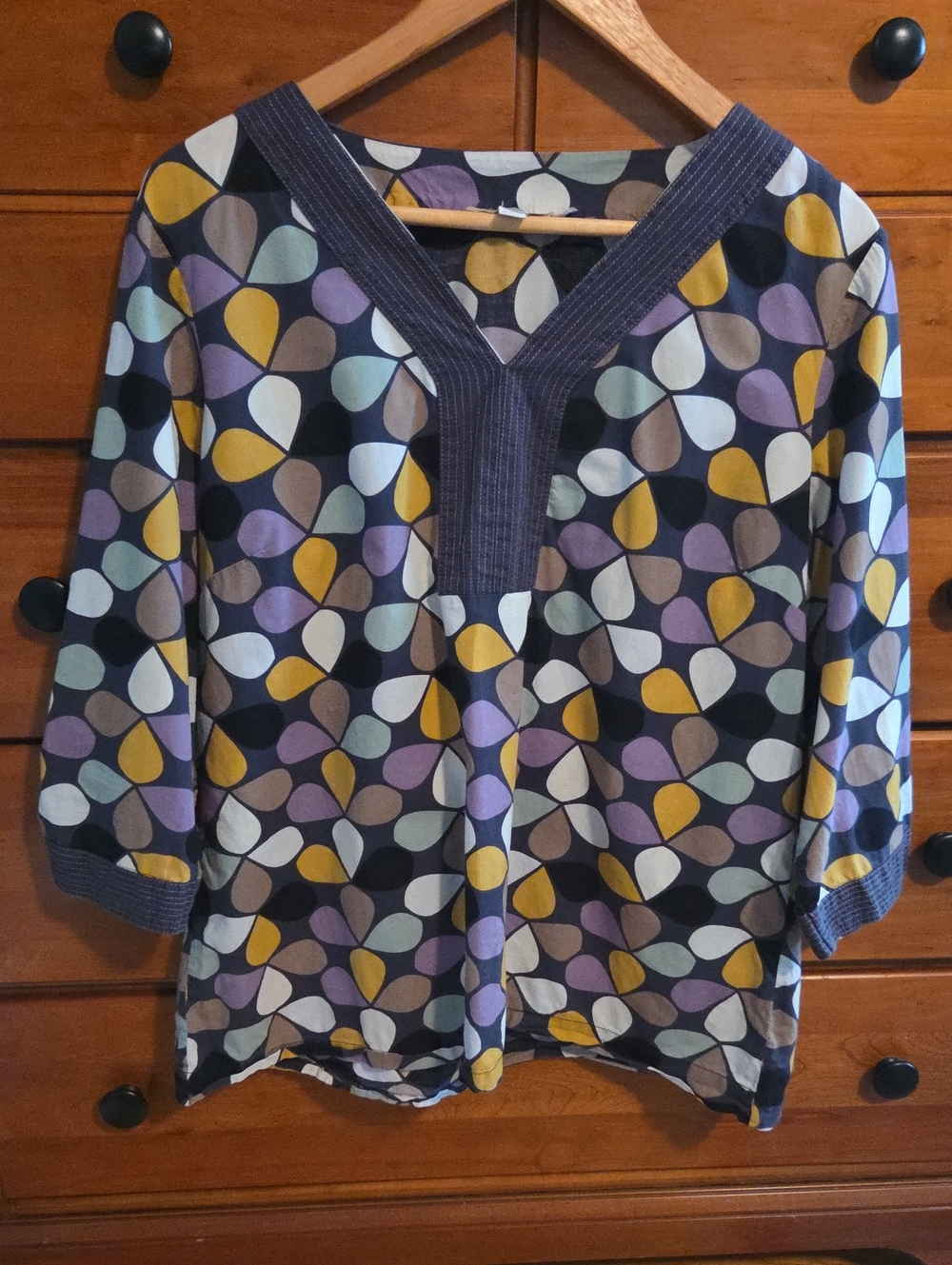 Boden Navy Multicolor Teardrop Print, V-Neck Tunic Top
